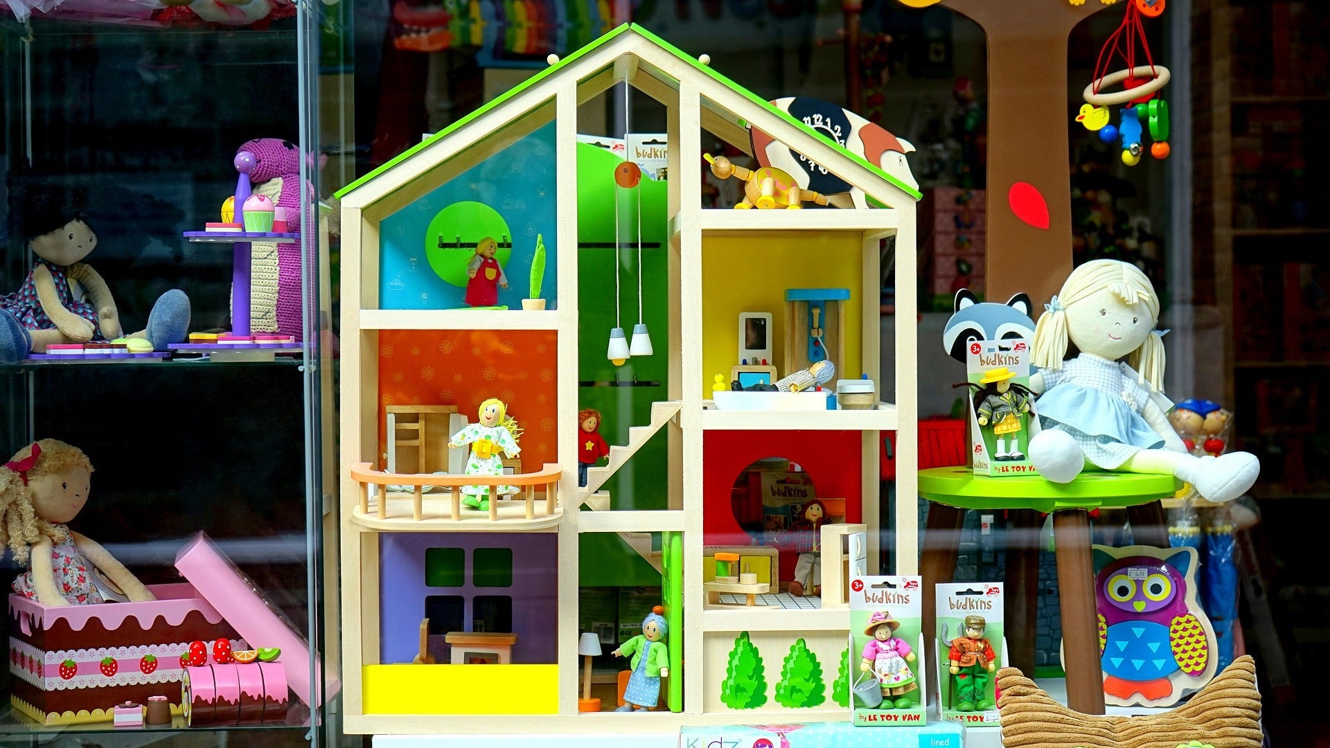 Tiny Tots & Toys